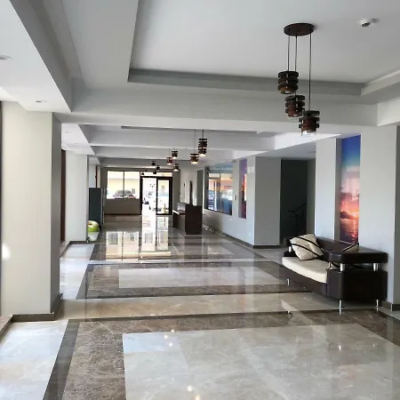 Apartament Eduard * Mamaia